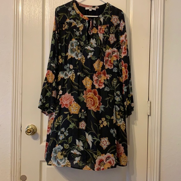 LOFT Dresses & Skirts - Loft dress
